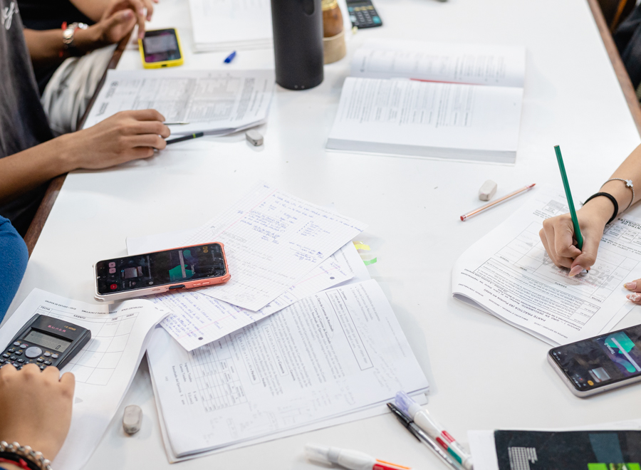 biblioteca apuntes grupo calculadora 01