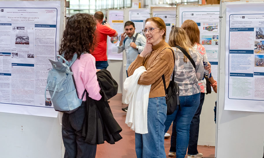 exposicion posteres hallcentral marzo2025 01 900x530