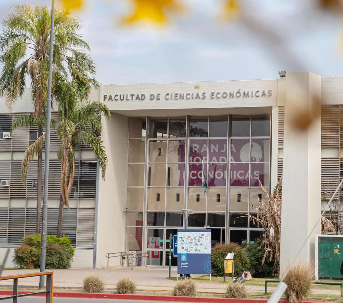 fachada frente sept 2025 cuadrada 1200x1200