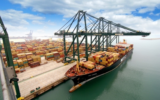 contenedores comercio exterior puerto