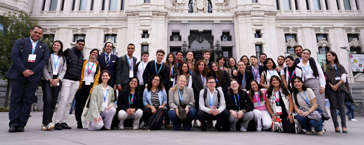 personas becas botin unc