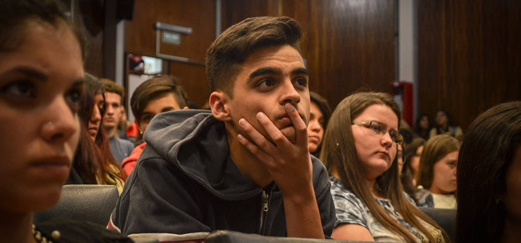 Imagen de un joven que participó en una Jornada de Puertas Abiertas