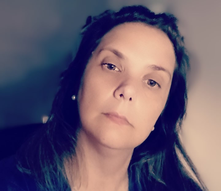 Jessica Jacentiuk, nueva magíster en Comercio Internacional